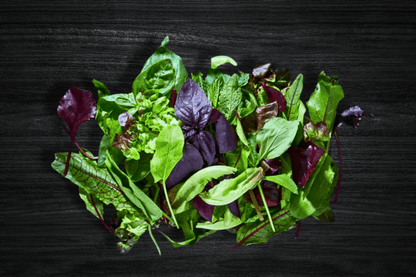 local-greens-aromatik-yaz-salatasi-ayiklanmis